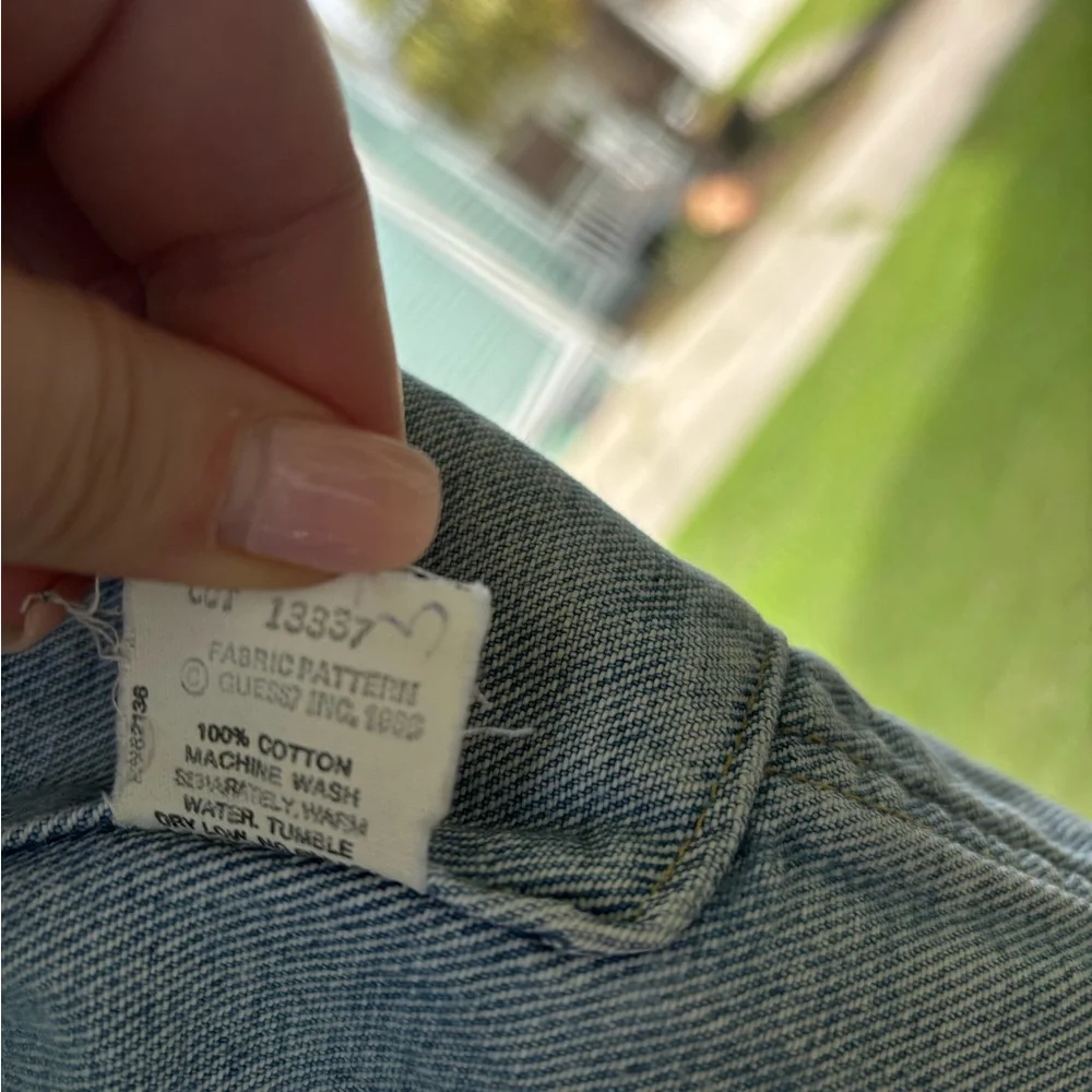 1989 VINTAGE XL Marciano Guess Light Blue Denim jacket - Picture 8 of 8